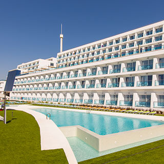 swimmingpool-grand-luxor-hotel-benidorm